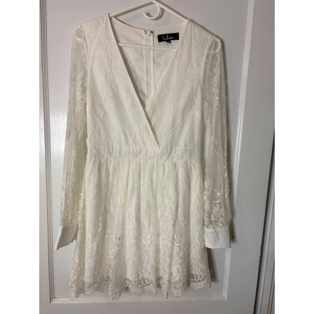 Lulus White Floral Lace Long Sleeve V-Neck Mini Dress Bridal Shower Skater Small